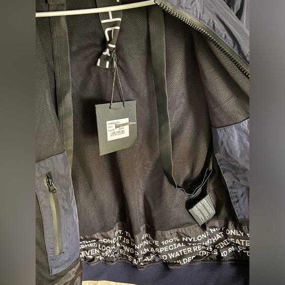 OUTHERE UTILITY WINDBREAKER W/HIDDEN HOOD Navy Italy Men’s Sz Medium - Picture 9 of 16